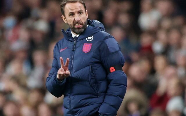 Gareth Southgate signs new England deal until 2024