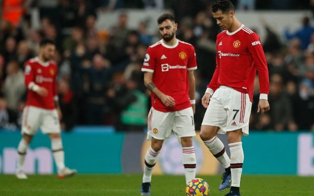 Gary Neville hits out at Manchester United “whingebags”