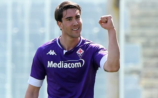 Arsenal-linked Dusan Vlahovic ‘in no rush to leave Fiorentina’