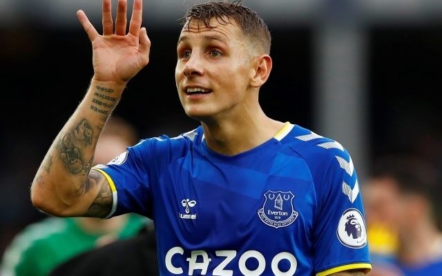 Chelsea ‘unsure whether to meet £30m Lucas Digne asking price’