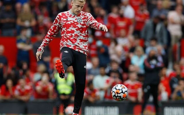 Donny van de Beek ‘not pushing for January Manchester United exit’