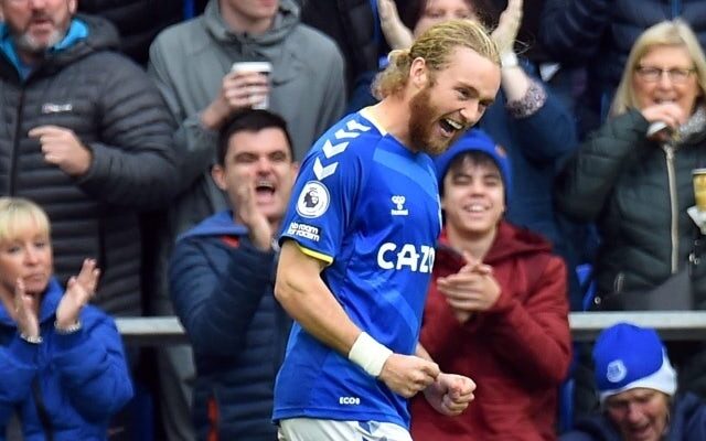 Everton’s Tom Davies suffers injury blow