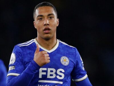 Leicester City ‘slash asking price for Manchester United-linked Youri Tielemans’