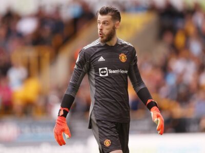 Manchester United ‘preparing to offer David de Gea a new contract’