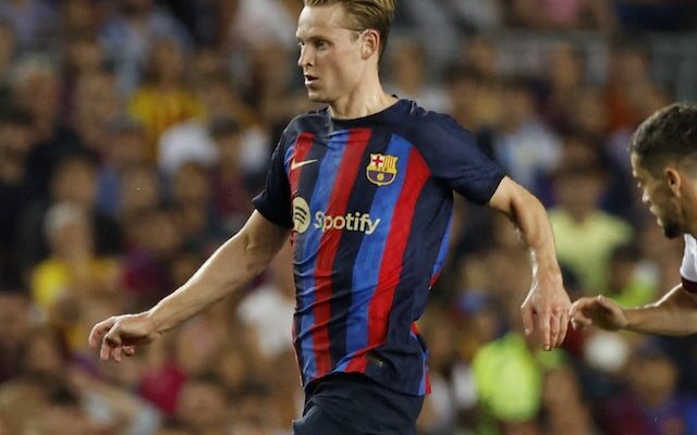 Liverpool submit bid for Barcelona’s Frenkie de Jong?
