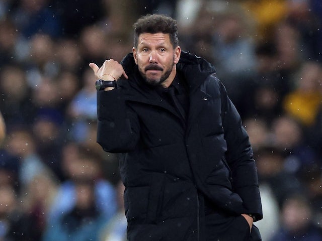 Atletico Madrid coach Diego Simeone reacts on April 5, 2022