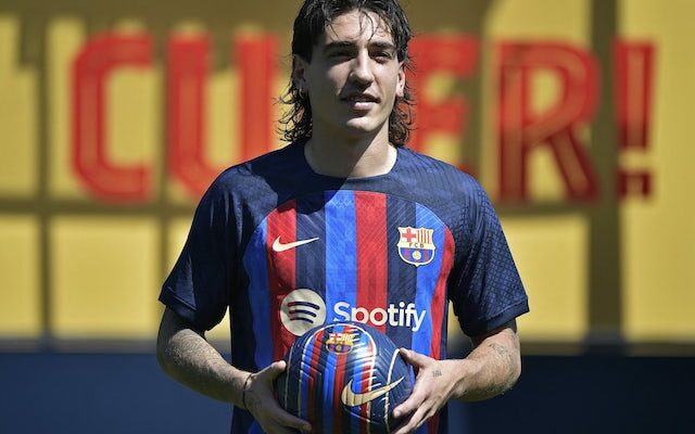 Barcelona ‘want to renew Hector Bellerin deal in January’