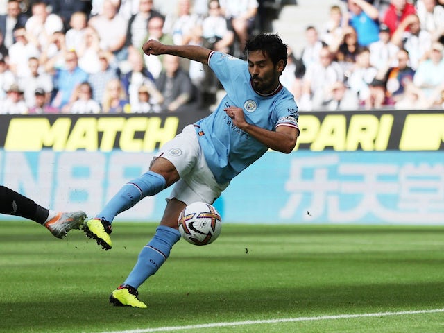 Ilkay Gundogan scores for Manchester City on August 21, 2022