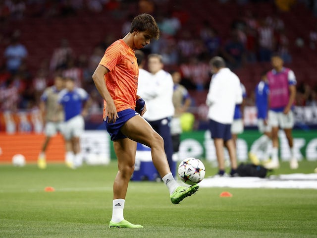 Joao Felix warms up for Atletico Madrid on September 7, 2022