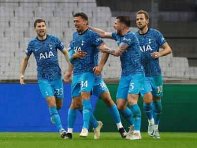 Tottenham Hotspur top Group D with dramatic 2-1 comeback win over Marseille