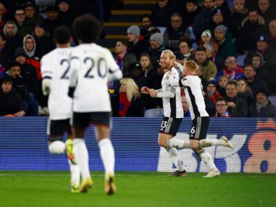 Nine-man Crystal Palace comprehensively beaten by Fulham